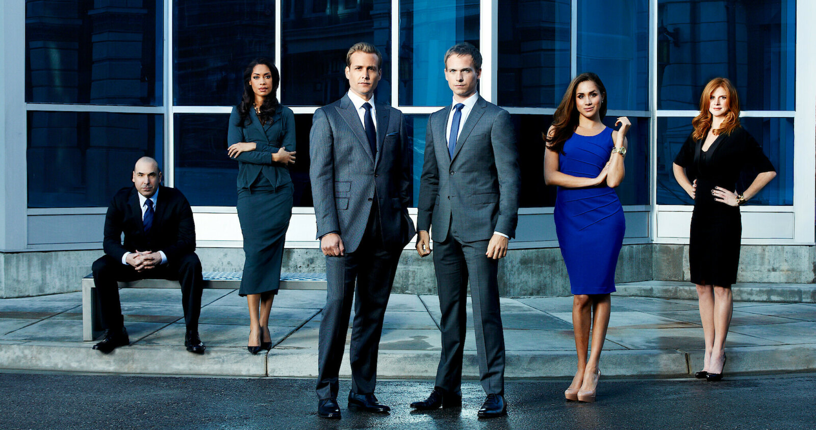 Der Cast der Anwaltsserie Suits.