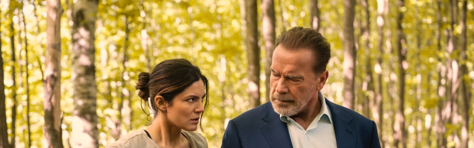 Arnold Schwarzenegger und Monica Barbaro also Vater-Tochter-Geheimagenten-Duo in FUBAR.