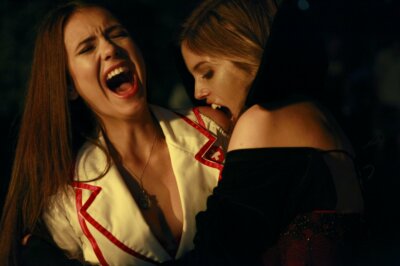 Nina Dobrev spielt die Hauptrolle in Vampire Diaries – die Serie erscheint jetzt auf Netflix.