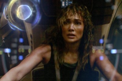 Jennifer Lopez spielt in dem kommenden Netflix-Film Atlas mit.